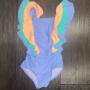 Beach lingo one piece size 4-5